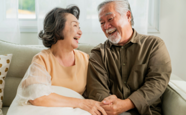 Làm sao để chăm sóc sức khoẻ ba mẹ tốt nhất khi tuổi đã cao?